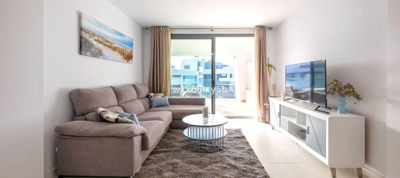 Apartamento de 2 dormitorios en Estepona, Spain No. 139296 3