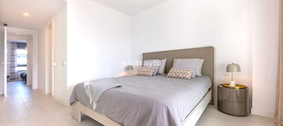 Apartamento de 2 dormitorios en Estepona, Spain No. 139296 11