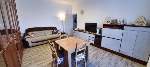 Apartamento de 3 divisões em Cislago, Italy N.º 263484 3