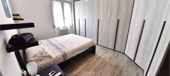 Apartamento de 3 divisões em Cislago, Italy N.º 263484 7