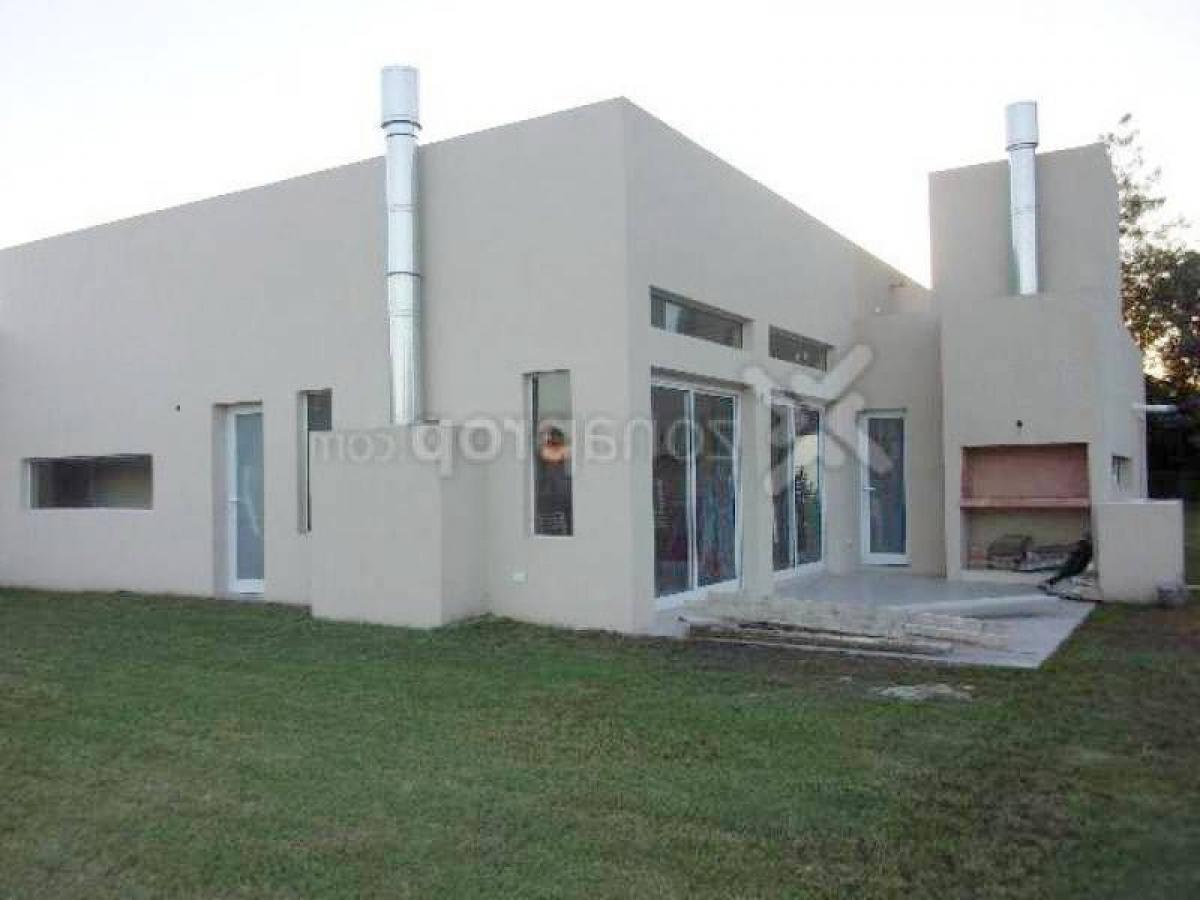 3 bedrooms House in Pilar, Argentina No. 60236