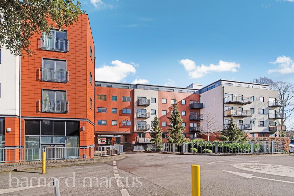 1 bedroom Apartment in Epsom, United Kingdom No. 9753