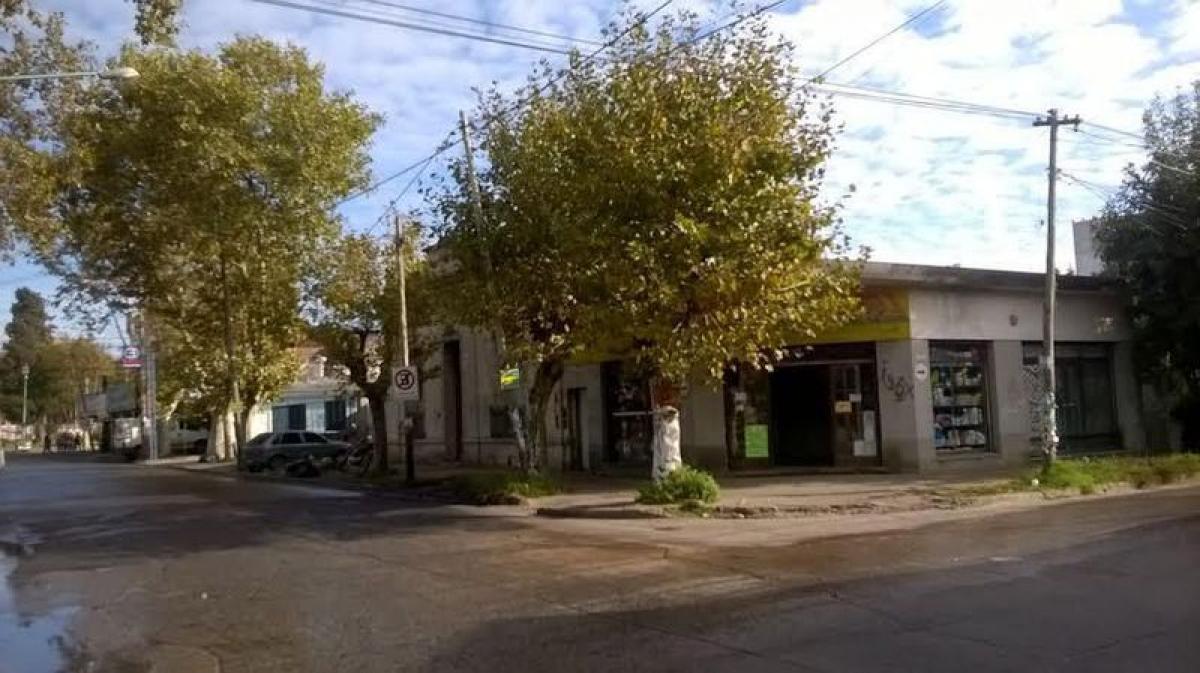  Land in Florencio Varela, Argentina No. 119093