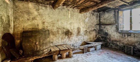 12 rooms House in Fosciandora, Italy No. 148642 36