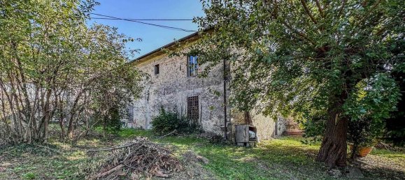 12 rooms House in Fosciandora, Italy No. 148642 46