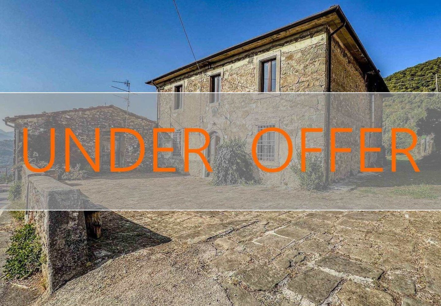 12 rooms House in Fosciandora, Italy No. 148642