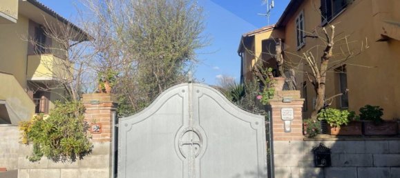 6 rooms House in Pontedera, Italy No. 21388 48