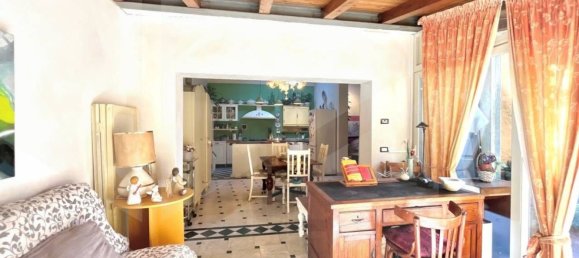 6 rooms House in Pontedera, Italy No. 21388 18