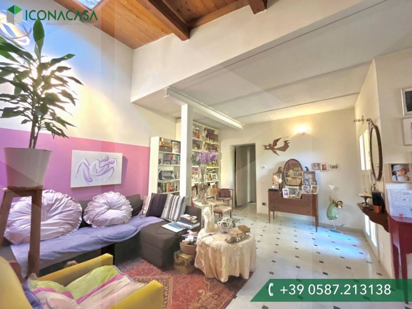 6 rooms House in Pontedera, Italy No. 21388