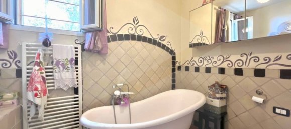 6 rooms House in Pontedera, Italy No. 21388 25