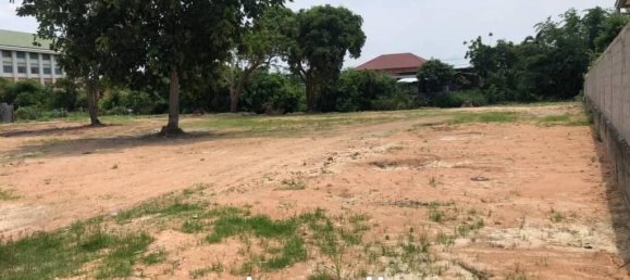 4240m² Commercial property in Pattaya, Thailand No. 15625 3