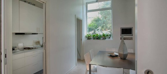 5 rooms Commercial property in Genoa, Italy No. 104791 6