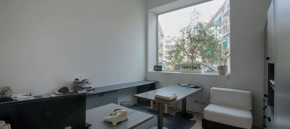 5 rooms Commercial property in Genoa, Italy No. 104791 8