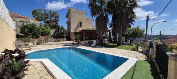 3 bedrooms House in Vallirana, Spain No. 133996 2