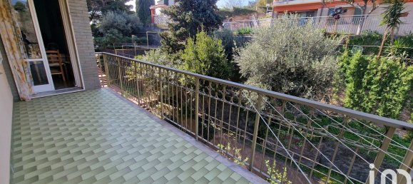 Studio in Pietra Ligure, Italy No. 276000 17