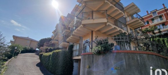 Studio in Pietra Ligure, Italy No. 276000 4