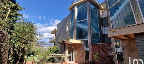 Studio in Pietra Ligure, Italy No. 276000 3