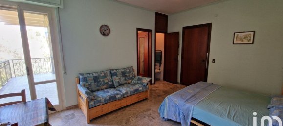 Studio in Pietra Ligure, Italy No. 276000 8