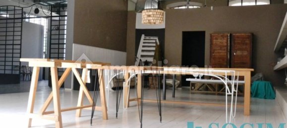 Imóvel comercial de 3 divisões em Gallarate, Italy N.º 91099 12