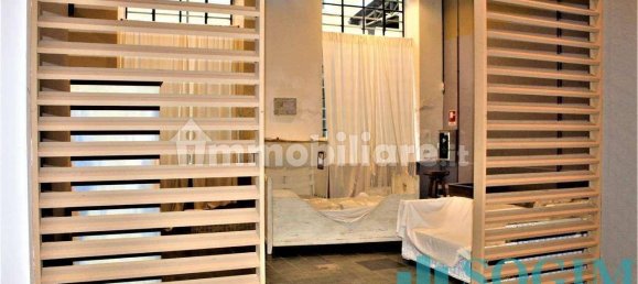 Imóvel comercial de 3 divisões em Gallarate, Italy N.º 91099 11