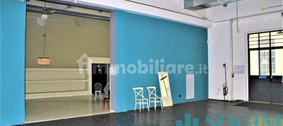 Imóvel comercial de 3 divisões em Gallarate, Italy N.º 91099 5