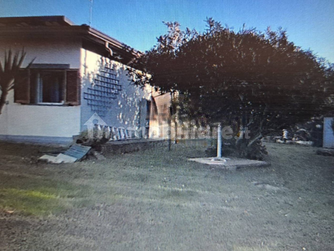 6 bedrooms Apartment in Massa, Italy No. 355250