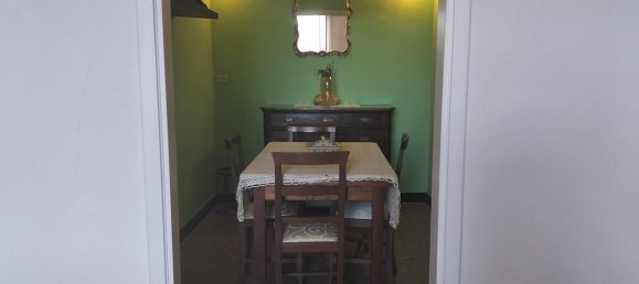 4 Schlafzimmer Wohnung in Carro, Italy, Nr. 372237 10