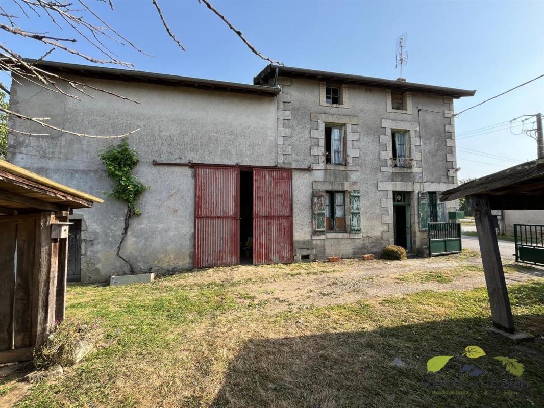 2 غرف نوم منزل في Saint-Leonard-de-Noblat, France رقم 361352