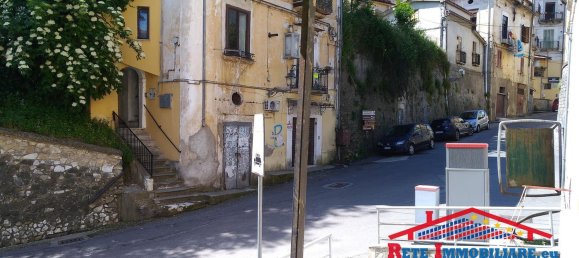 2 rooms Apartment in Cosenza, Italy No. 150715 2