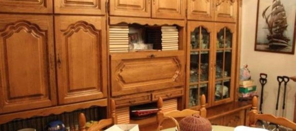 4 rooms Apartment in Carrara, Italy No. 85456 2