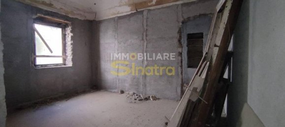 8-Zimmer Haus in Paternò, Italy, Nr. 112016 11