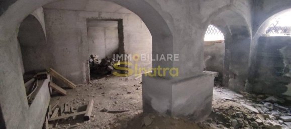 8-Zimmer Haus in Paternò, Italy, Nr. 112016 15