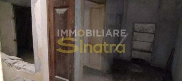 8-Zimmer Haus in Paternò, Italy, Nr. 112016 40