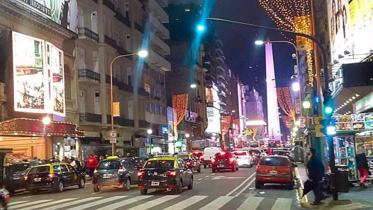 Квартира с 3 спальнями в Буэнос-Айрес, Аргентина № 90279