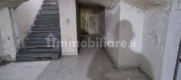 190m² Warehouse in Naples, Italy No. 302098 7