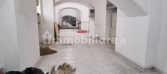 190m² Warehouse in Naples, Italy No. 302098 12