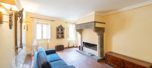 Casa de 3 dormitorios en Castiglion Fiorentino, Italy No. 274165 20