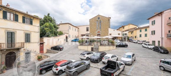 Casa de 3 dormitorios en Castiglion Fiorentino, Italy No. 274165 26