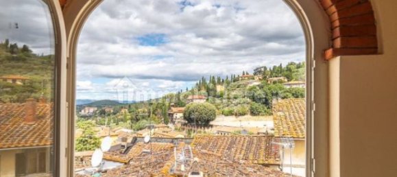 Casa de 3 dormitorios en Castiglion Fiorentino, Italy No. 274165 43