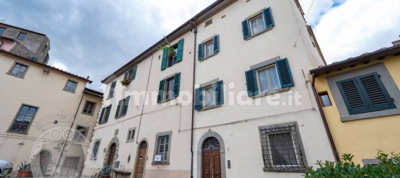 Casa de 3 dormitorios en Castiglion Fiorentino, Italy No. 274165 9