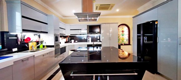 2 bedrooms Cafe / restaurant in Pattaya, Thailand No. 209 11