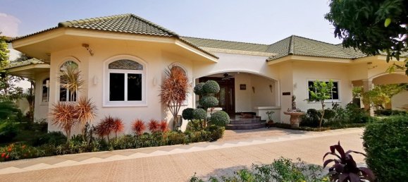 2 bedrooms Cafe / restaurant in Pattaya, Thailand No. 209 2