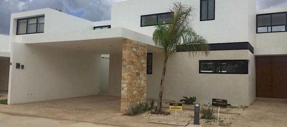 3 bedrooms House in Merida, Mexico No. 39545 2