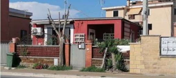 Дом с 5 комнатами в Ардеа, Италия № 298428 2