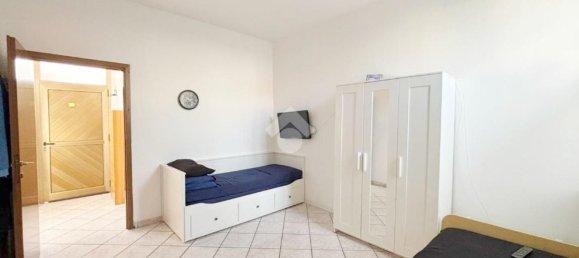 4 bedrooms Apartment in Lissone, Italy No. 329800 4