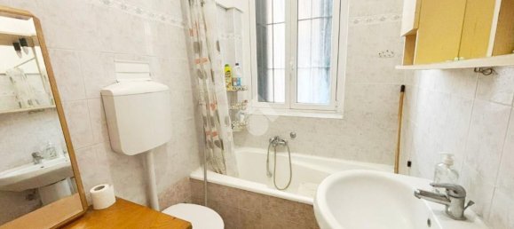 4 bedrooms Apartment in Lissone, Italy No. 329800 13