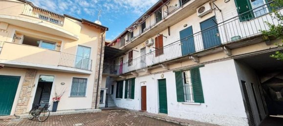 4 bedrooms Apartment in Lissone, Italy No. 329800 26