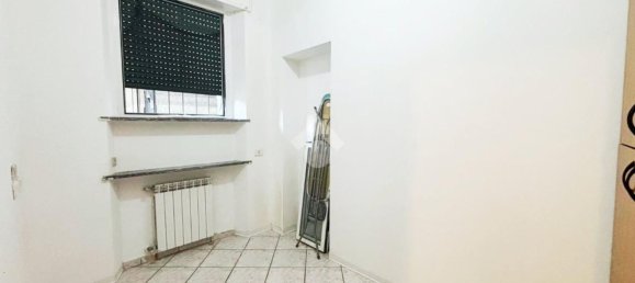4 bedrooms Apartment in Lissone, Italy No. 329800 10