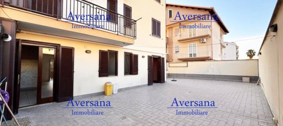 3 bedrooms Apartment in Trentola Ducenta, Italy No. 259954 2