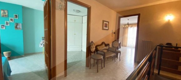 Дуплекс с 4 комнатами в Сан Северо, Италия № 23930 10